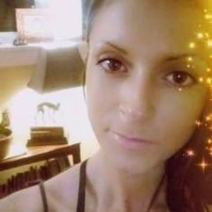 Meet your Posher, Claire